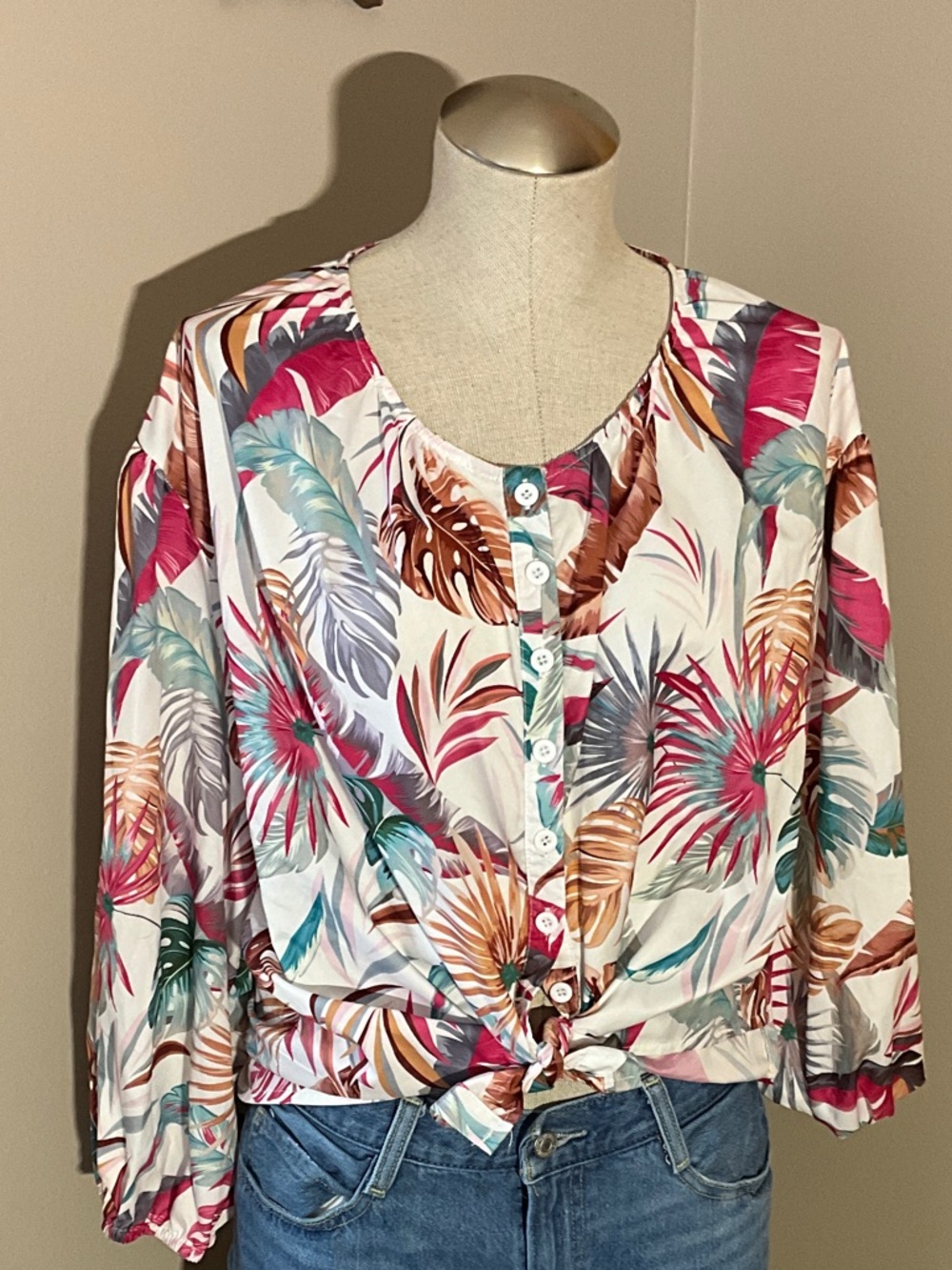 Tropical Leaf Button-Front Tie Hem Shirt - Multicolor